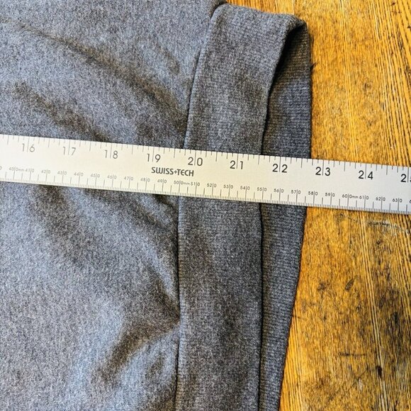 Maui And Sons Crewneck Sweatshirt Mens Small Grey Surf Shark Graphic Long Sleeve - Picture 4 of 12